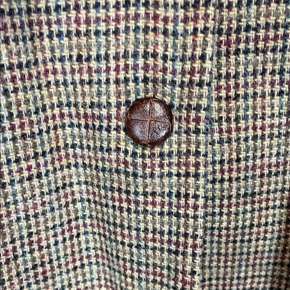 Pierre Dumas Brown Checkered Blazer with Suede collar - Picture 4 of 8